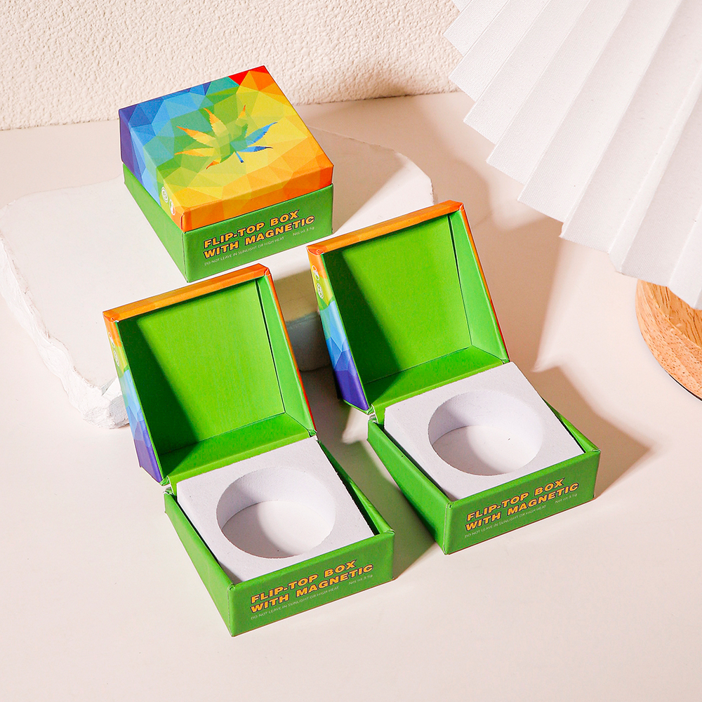 Magnetic Closure Boxes for Concentrates: Stiff, High-grade 2 Magnetic Closure Boxes for Concentrates