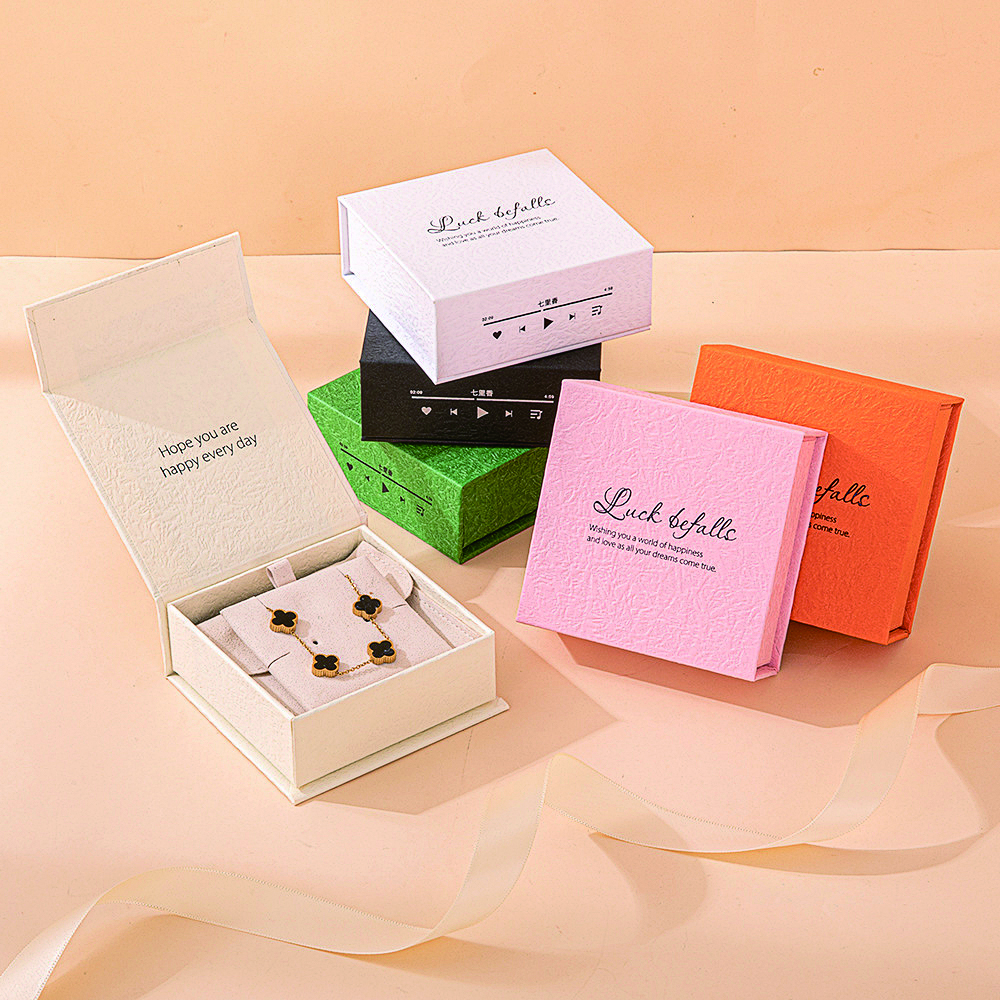 Fábrica de caixas de fecho magnético personalizadas para pulseira com charme