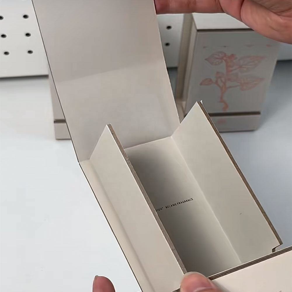 How To Promote Your Products Through Impressive CBD Oil Boxes