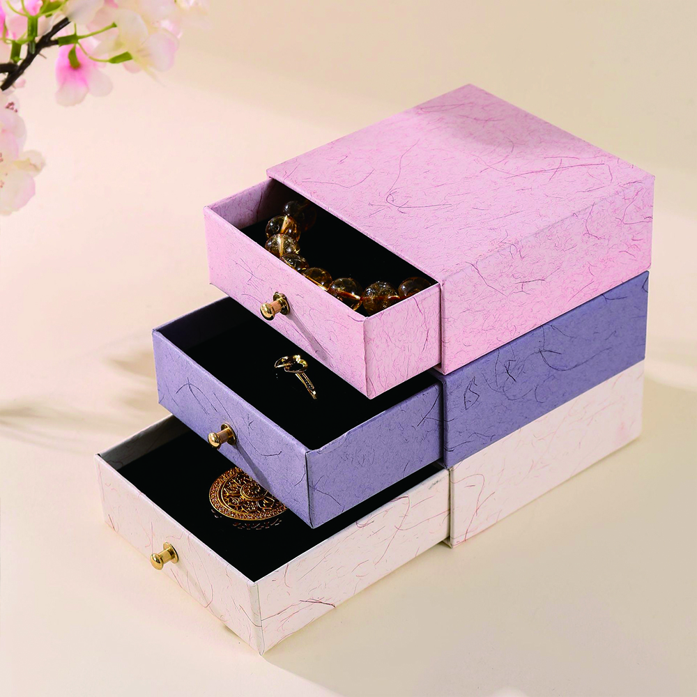 ODM Pudełka z szufladami na papier do bransoletek Charm Brooch Lapel Pin 3 Pudełka z szufladami papierowymi ODM na bransoletkę z łańcuszkiem Broszka Szpilka do klapy