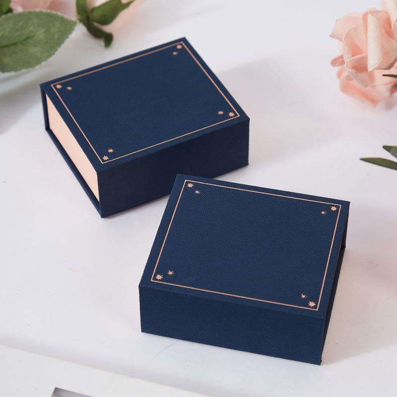 Betydelsen av UV-beläggning vid tryckning och dess nackdelar 