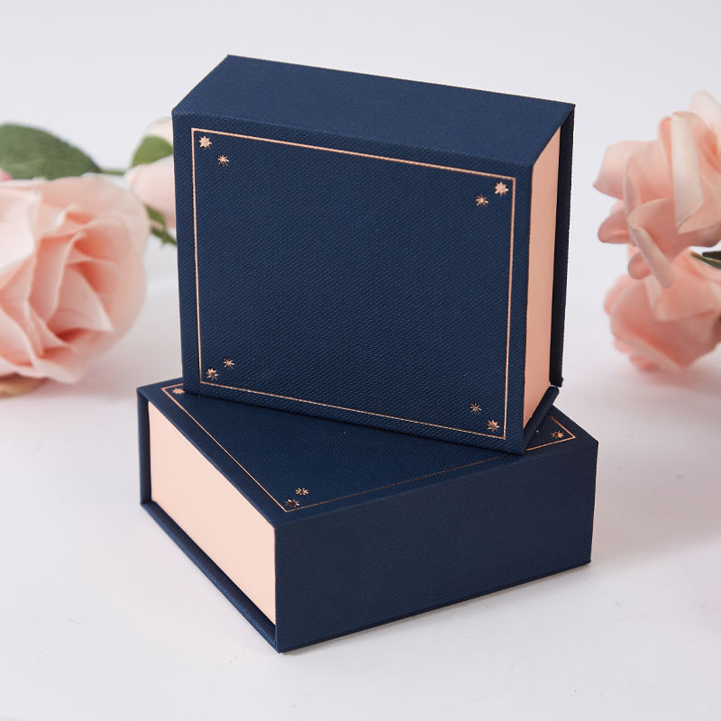 Betydelsen av UV-beläggning vid tryckning och dess nackdelar 