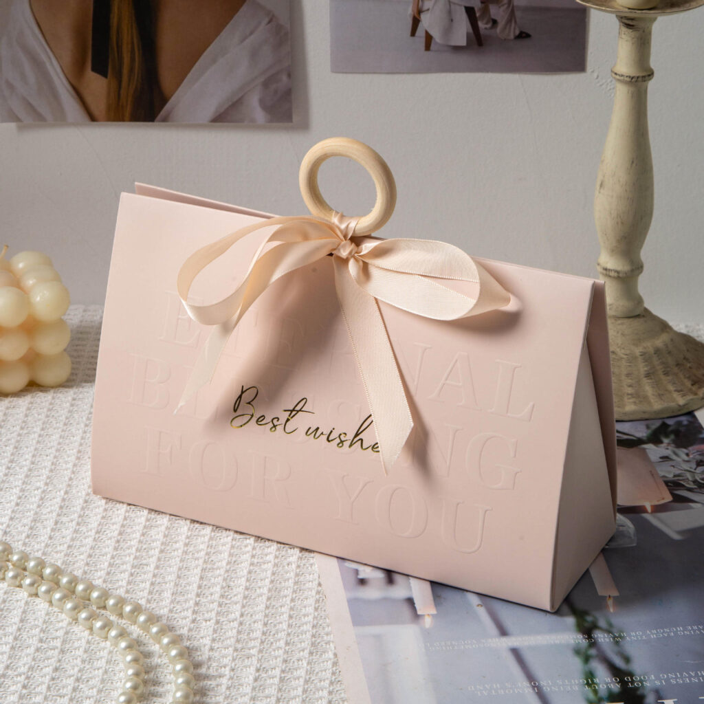 6 Ideas to Make Lip Balm Boxes Noteworthy