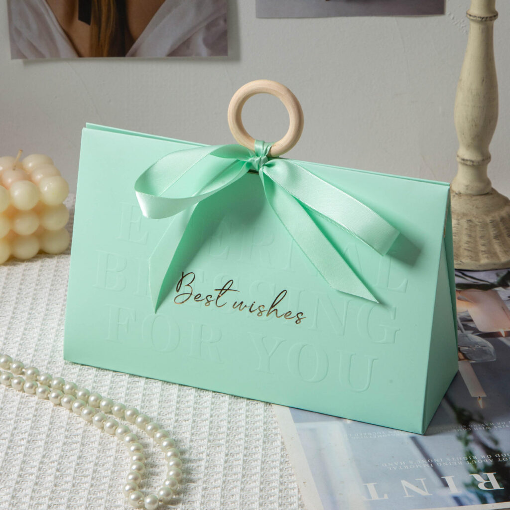 6 Ideas to Make Lip Balm Boxes Noteworthy