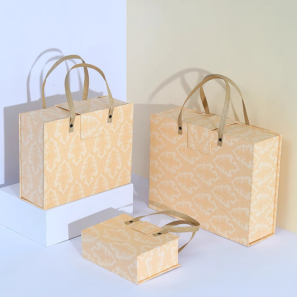 Three Reasons Your Business Requires Candle Packaging