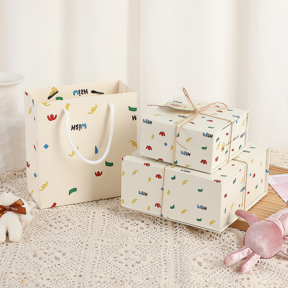 化粧品パッケージ