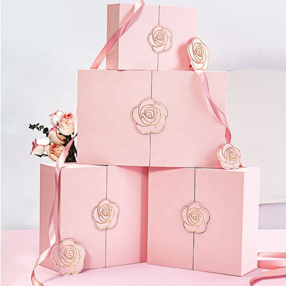 علب الكريمات الليلية المخصصة