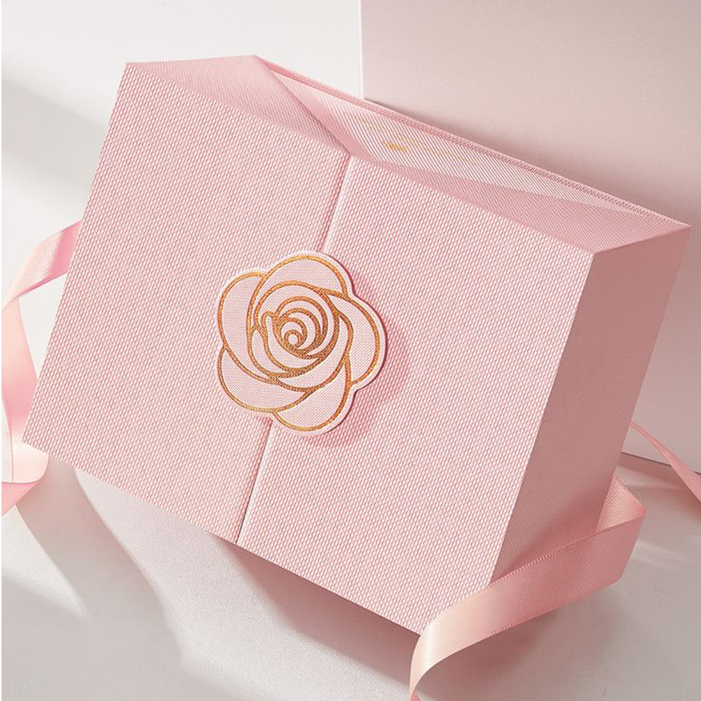 علب الكريمات الليلية المخصصة