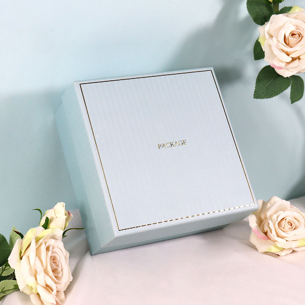 How to Make Your Candle Packaging Look Premium