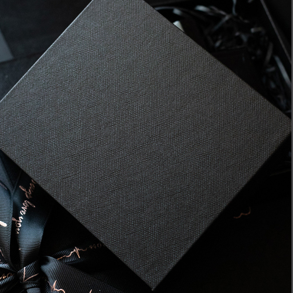 Luxury Candle Packaging Boxes That Speak Volumes 5 Luxury Candle Packaging Boxes That Speak Volumes