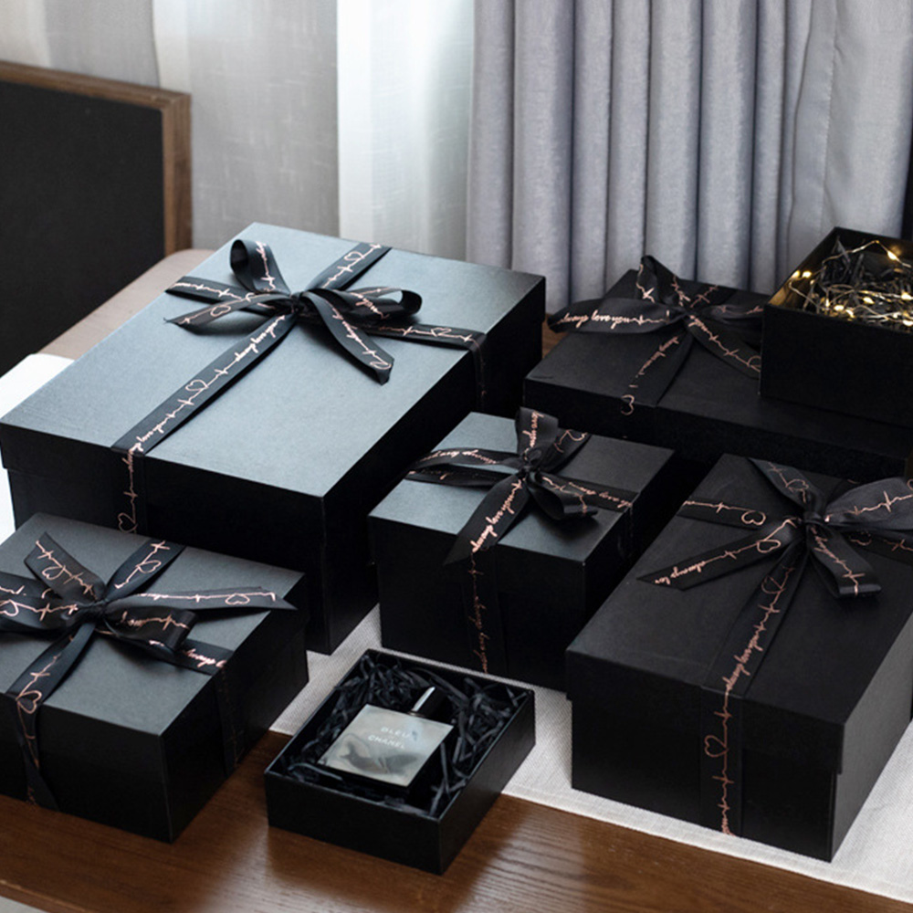 Luxury Candle Packaging Boxes That Speak Volumes 3 Luxury Candle Packaging Boxes That Speak Volumes